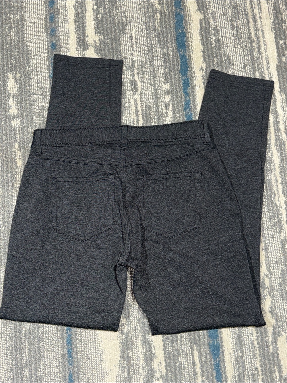 Size 2P = 00P Chico’s Charcoal Gray Stretch Leggings